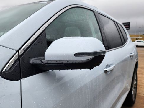 New 2026 GMC Acadia Denali image 12