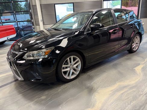 Used 2015 Lexus CT 200h FWD image 35