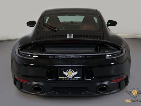 Used 2022 Porsche 911 Carrera GTS image 8