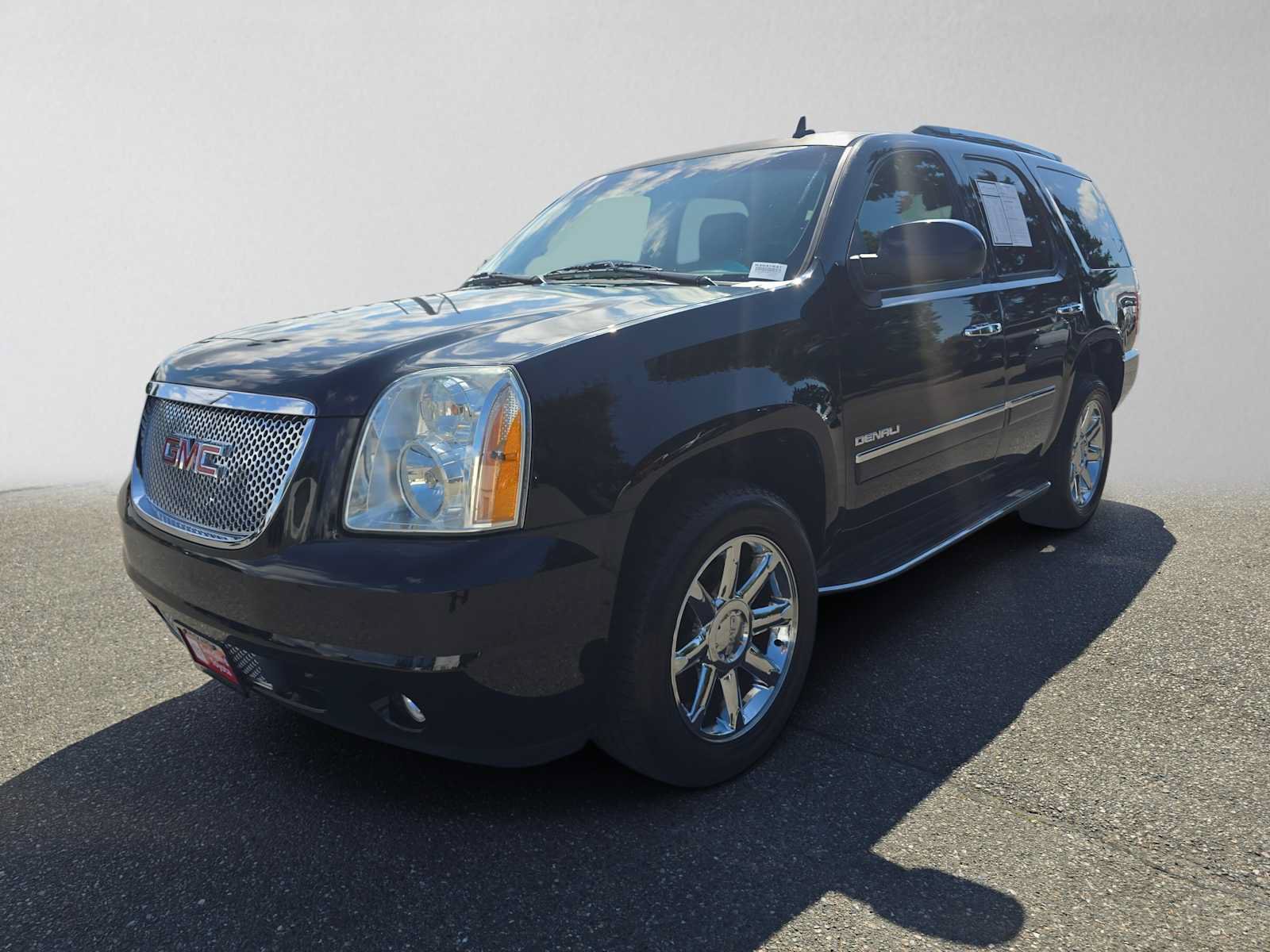 Used 2013 GMC Yukon Denali AWD/4WD image 7