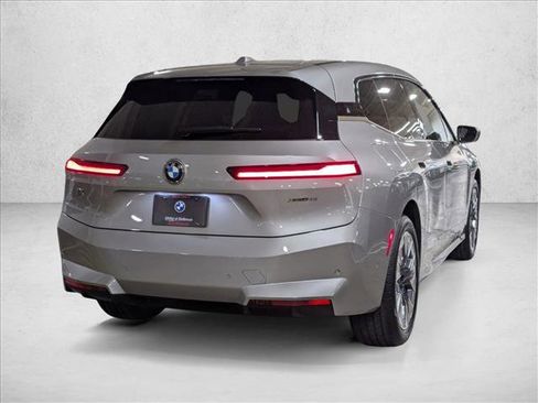 Used 2026 BMW iX xDrive45 AWD/4WD image 2