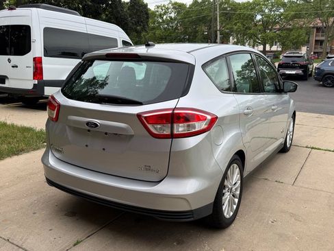 Used 2017 Ford C-MAX Energi SE w/ Equipment Group 402A FWD image 7