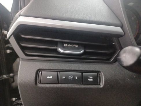 Used 2025 Nissan Altima 2.5 S FWD image 16