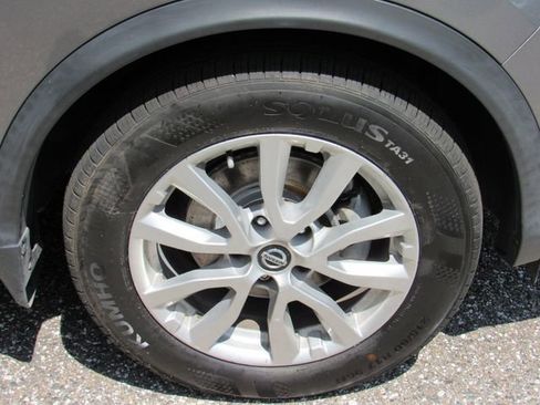 Certified 2022 Nissan Rogue Sport S FWD image 9