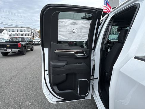 New 2025 GMC Sierra 1500 Elevation w/ Preferred Package image 30