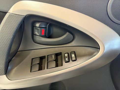 Used 2008 Toyota RAV4 Sport FWD image 19