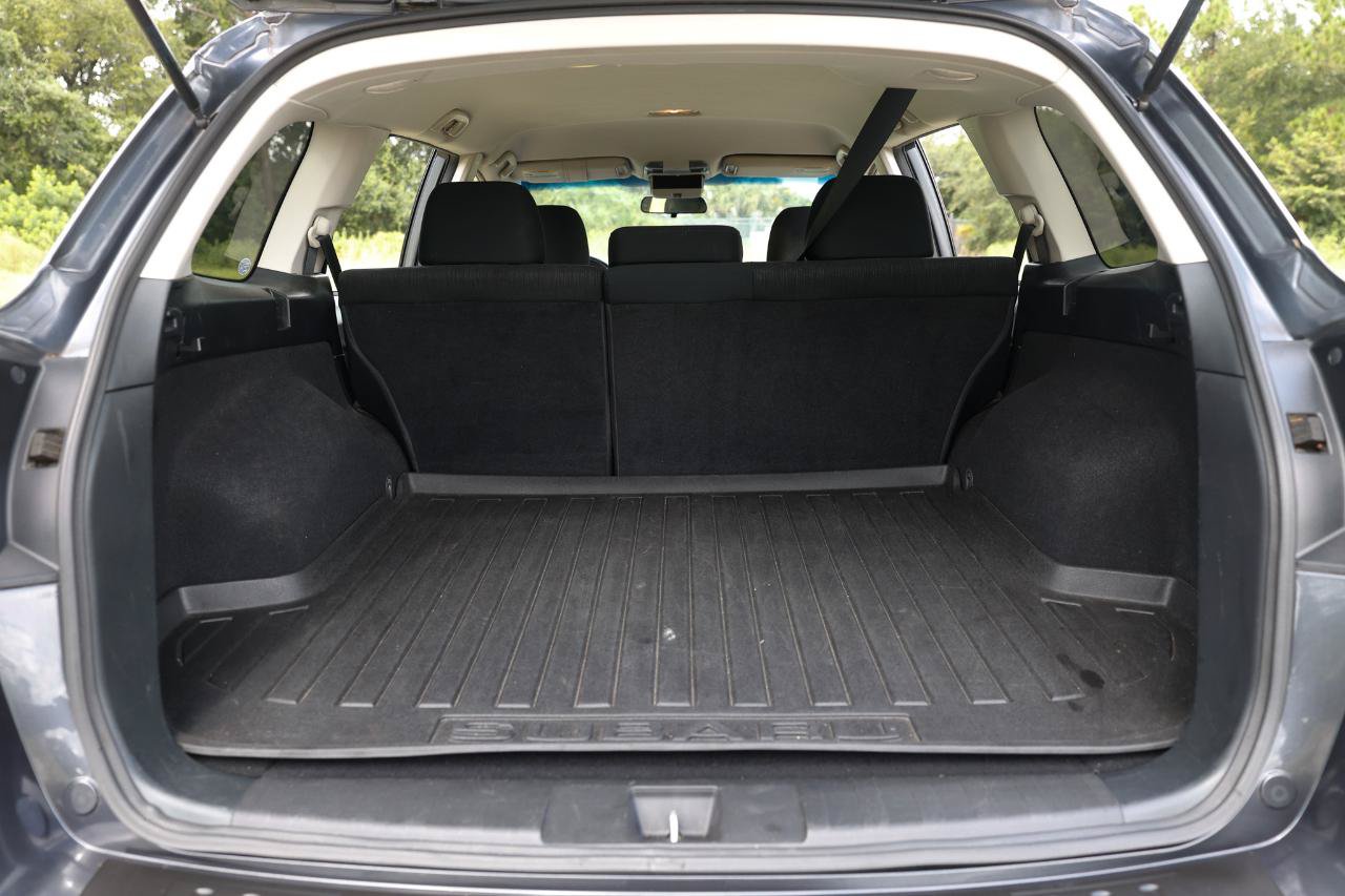 Used 2014 Subaru Outback 2.5i Premium AWD/4WD image 22