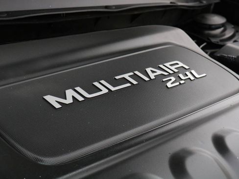 Used 2017 Jeep Cherokee Limited AWD/4WD image 54