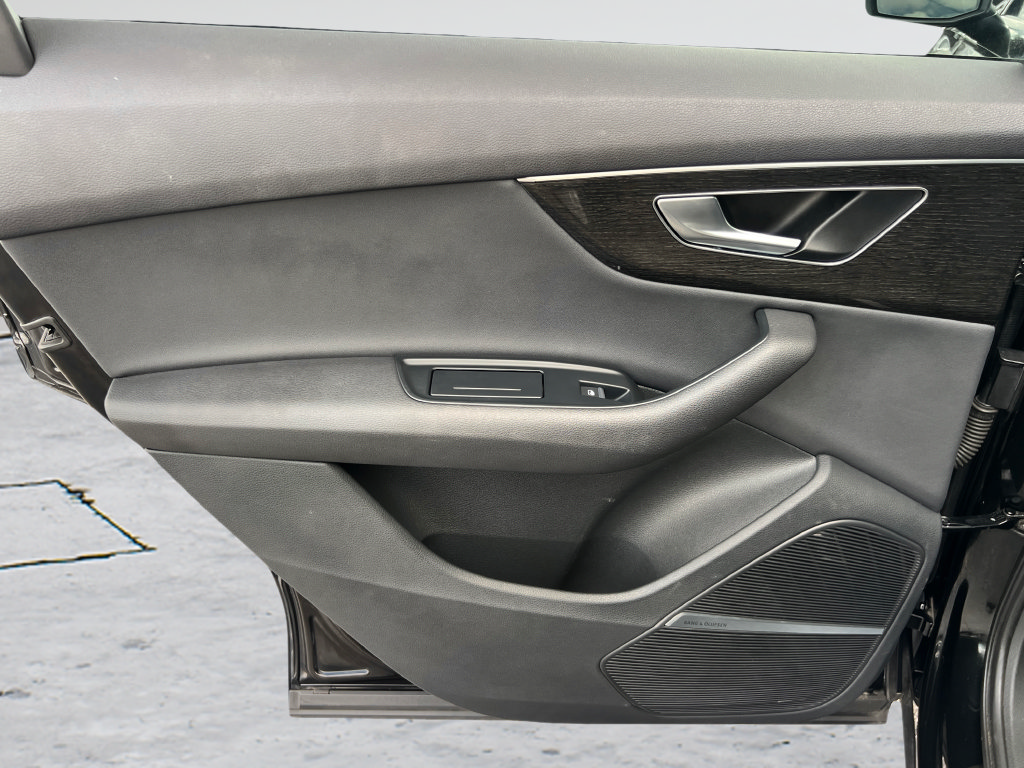 Used 2022 Audi Q7 3.0T Premium Plus AWD/4WD image 40