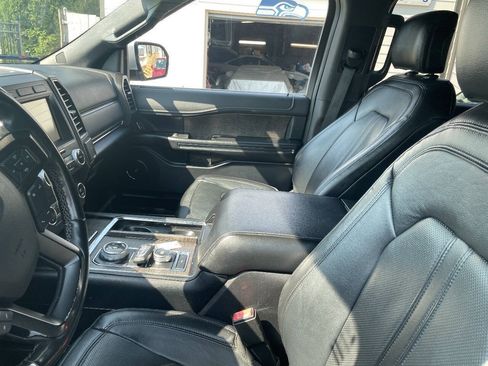 Used 2019 Ford Expedition Max Limited AWD/4WD image 5