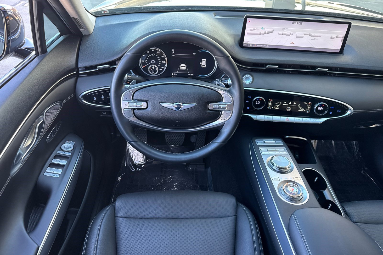 Used 2022 Genesis GV70 2.5T w/ Select Package AWD/4WD image 30