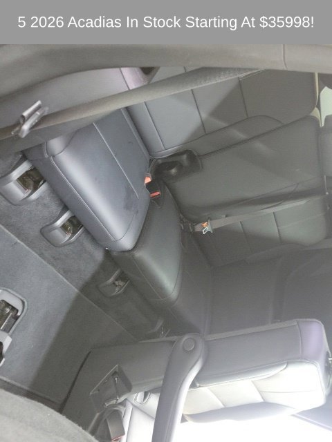 Used 2026 GMC Acadia Elevation w/ Elevation Premium Package FWD image 18