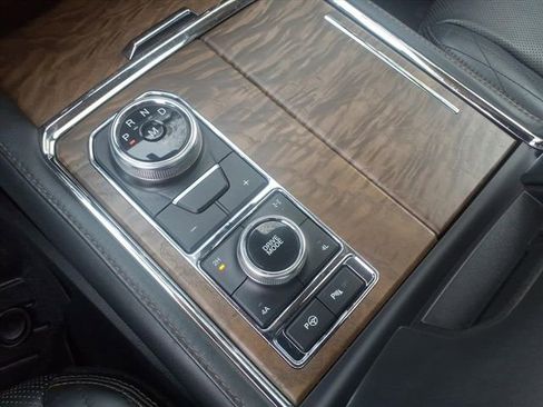 Used 2020 Ford Expedition Max Platinum image 24