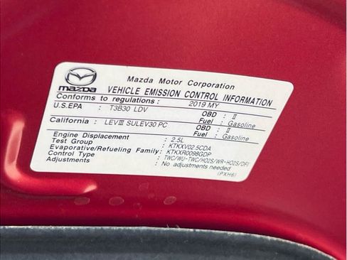 Used 2019 MAZDA MAZDA3 Sedan w/ Preferred Package FWD image 22