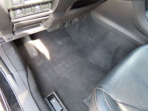 Used 2018 Subaru Crosstrek 2.0i Limited image 18