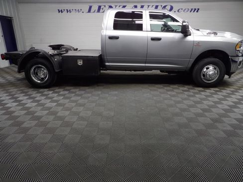 Used 2024 RAM 3500 Tradesman w/ Chrome Appearance Group AWD/4WD image 2