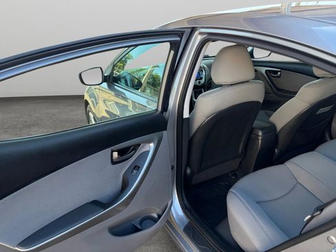 Used 2012 Hyundai Elantra GLS w/ Preferred Pkg 3 FWD image 14