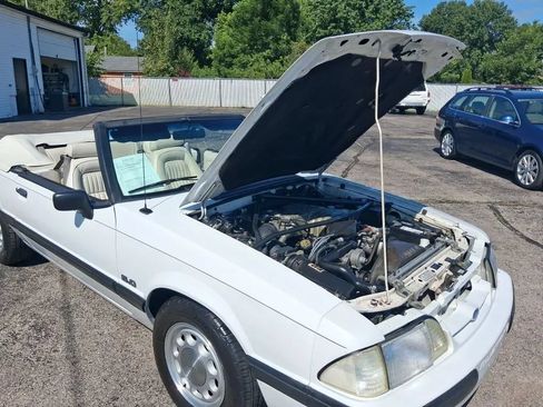 Used 1990 Ford Mustang LX RWD image 56
