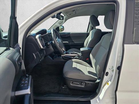 Used 2023 Toyota Tacoma SR5 RWD image 18