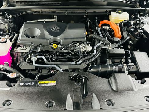 Certified 2023 Toyota Crown AWD/4WD image 27