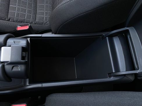 Used 2026 Honda HR-V LX image 21