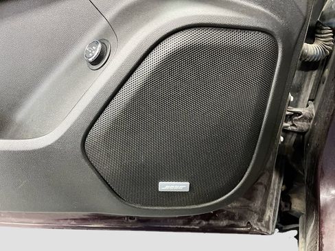 Used 2017 GMC Acadia SLT image 18