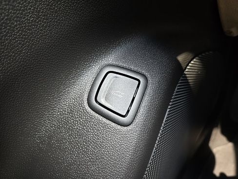 Used 2023 Cadillac CT5 Luxury w/ Sun And Sound Package AWD/4WD image 24