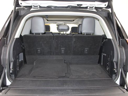 Used 2025 Ford Expedition Active AWD/4WD image 17