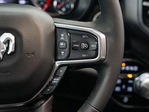 Used 2025 RAM 1500 Laramie image 17