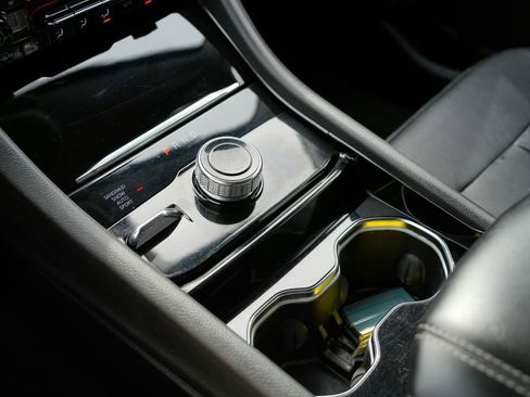 Used 2022 Jeep Grand Cherokee L Limited image 16