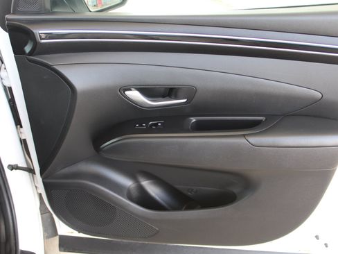 Used 2024 Hyundai Tucson SEL FWD image 17