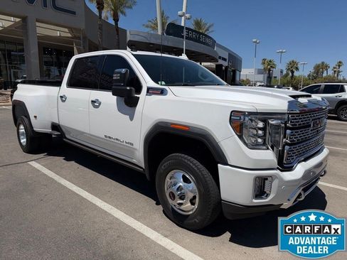 Used 2023 GMC Sierra 3500 Denali w/ Denali Ultimate Package AWD/4WD image 2