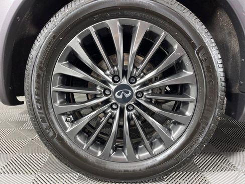Used 2023 INFINITI QX80 Premium Select w/ Cargo Package AWD/4WD image 12