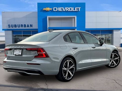 Used 2024 Volvo S60 B5 Core AWD/4WD image 4