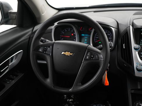 Used 2017 Chevrolet Equinox LS FWD image 14