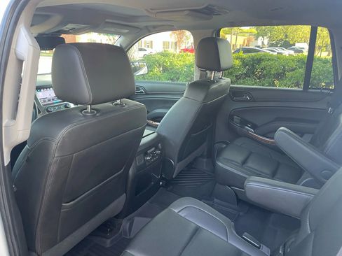 Used 2018 Chevrolet Tahoe Premier image 12