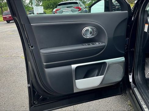 New 2026 Hyundai Ioniq 9 Calligraphy image 23