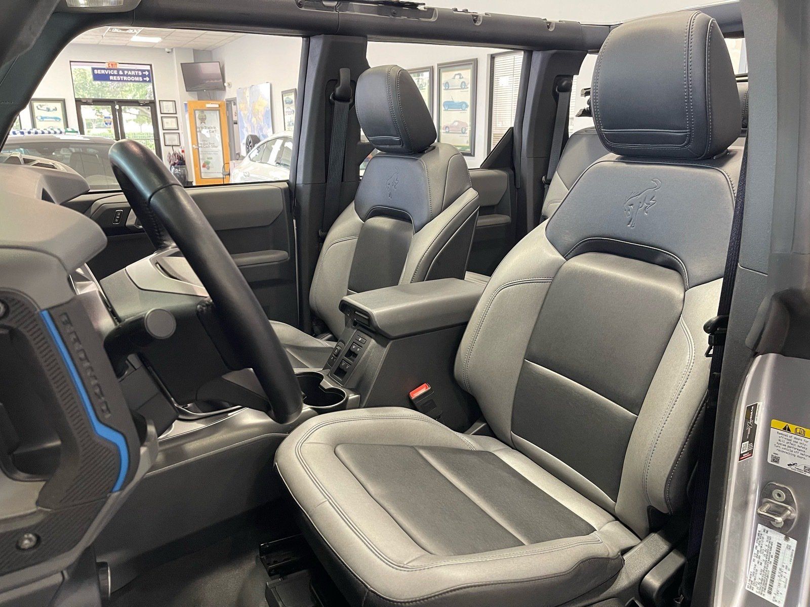 Used 2023 Ford Bronco Black Diamond AWD/4WD image 26
