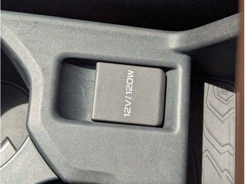 Certified 2025 Subaru Forester Touring AWD/4WD image 69