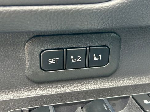 Used 2025 Toyota Land Cruiser w/ Premium Package image 27