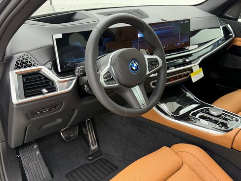 New 2026 BMW X5 xDrive50e AWD/4WD image 4