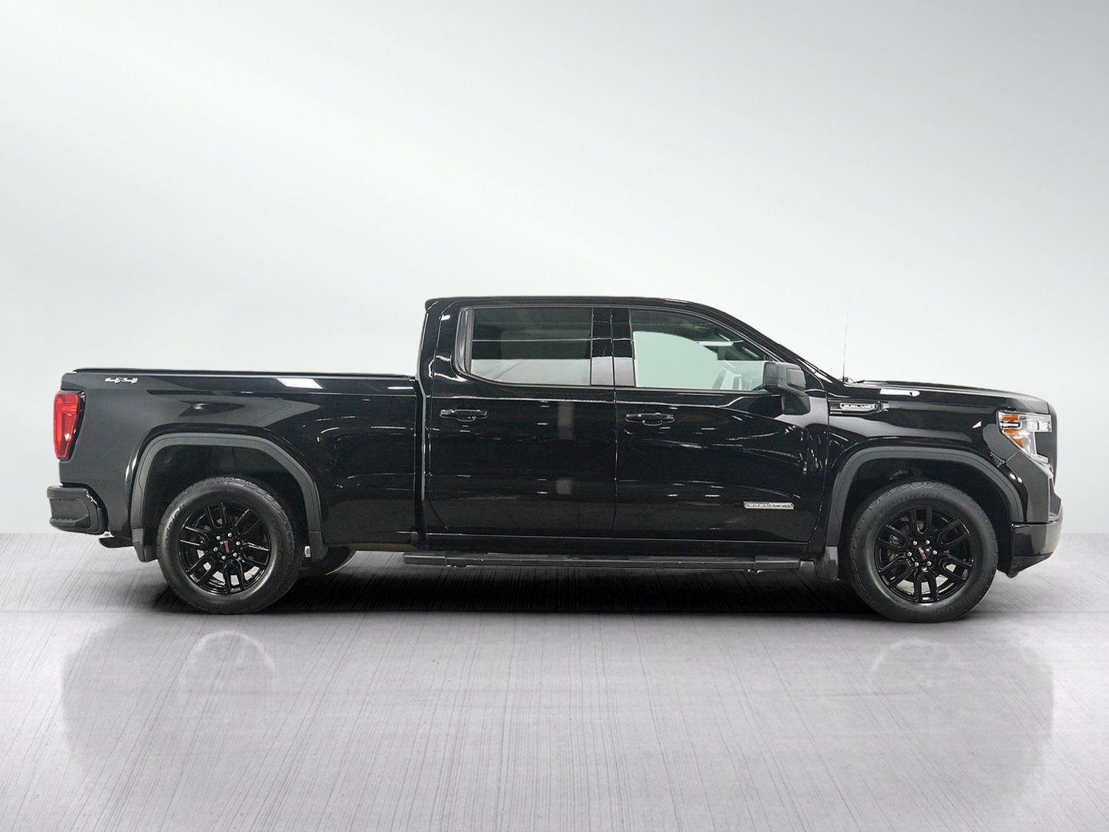Used 2020 GMC Sierra 1500 Elevation w/ Elevation Value Package AWD/4WD image 6