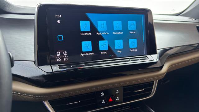 Used 2024 Volkswagen Atlas Cross Sport SE FWD image 28