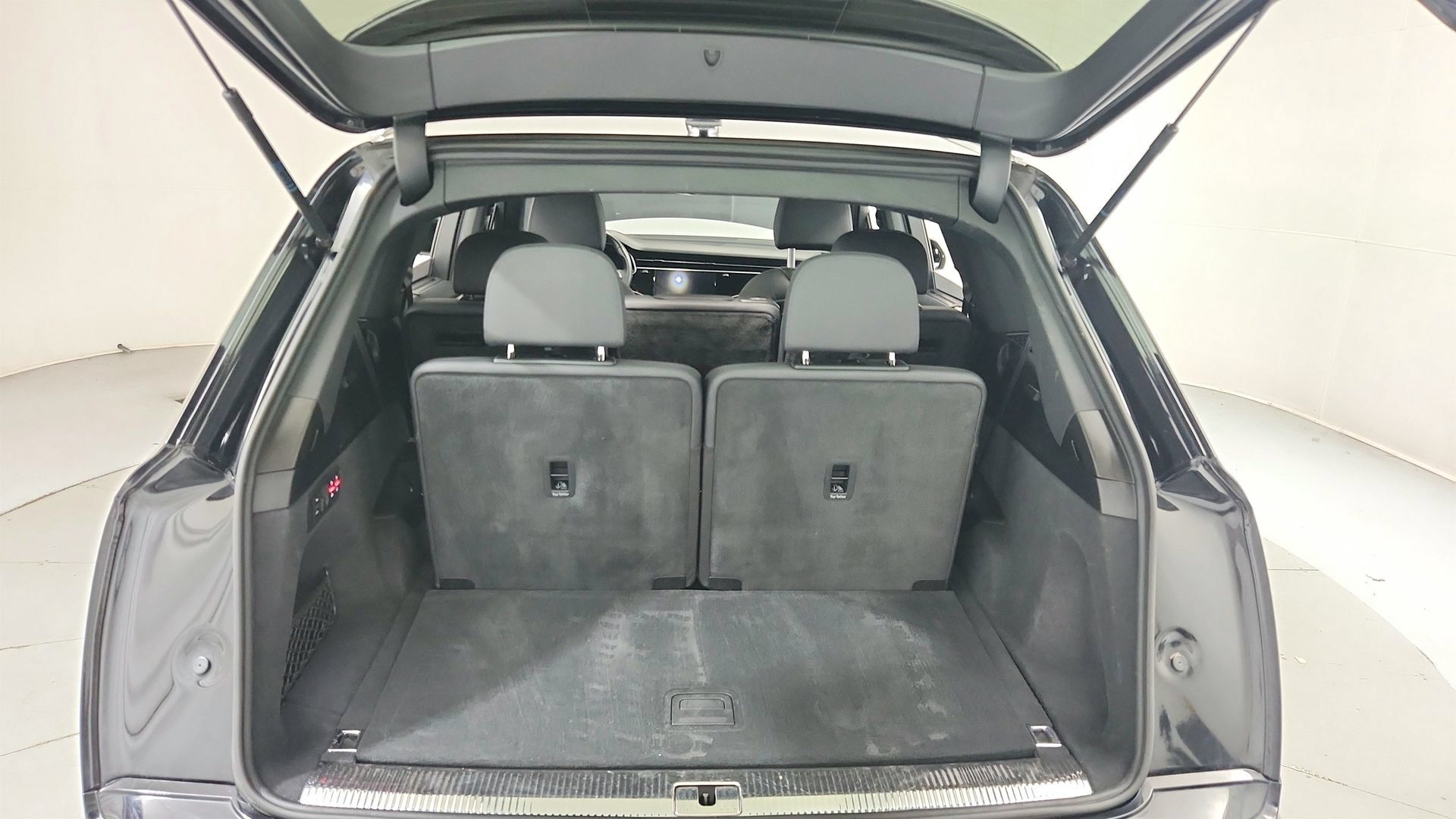 Used 2021 Audi Q7 3.0T Prestige w/ Prestige Package AWD/4WD image 27