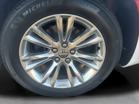 Used 2015 Chrysler 300 C w/ Light Group RWD image 34