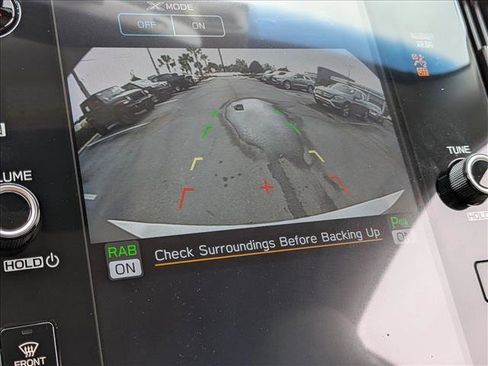 Used 2020 Subaru Outback Limited image 13