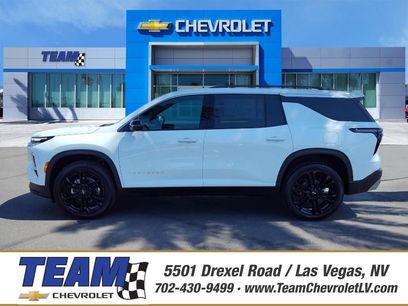 New 2025 Chevrolet Traverse LT w/ Driver Confidence Package