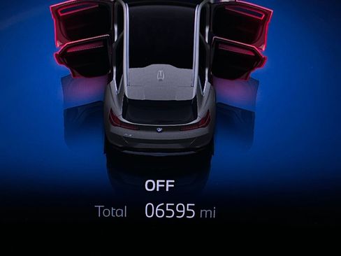 Certified 2025 BMW X3 xDrive30i w/ Premium Package image 18