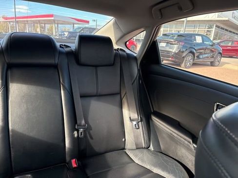 Used 2018 Toyota Avalon Limited w/ All Weather Liner Package image 23