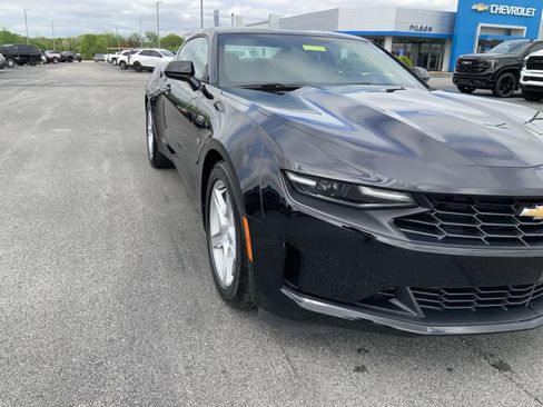 Used 2019 Chevrolet Camaro LT w/ Technology Package RWD image 13